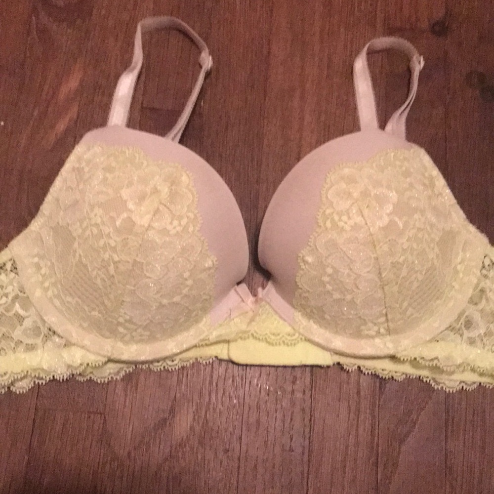 Victoria’s Secret Bra